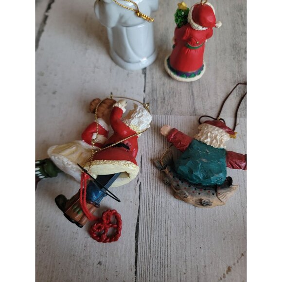 Santa kissing Mrs Claus variety set ornament Xmas fish bass Candy cane - Picture 6 of 8